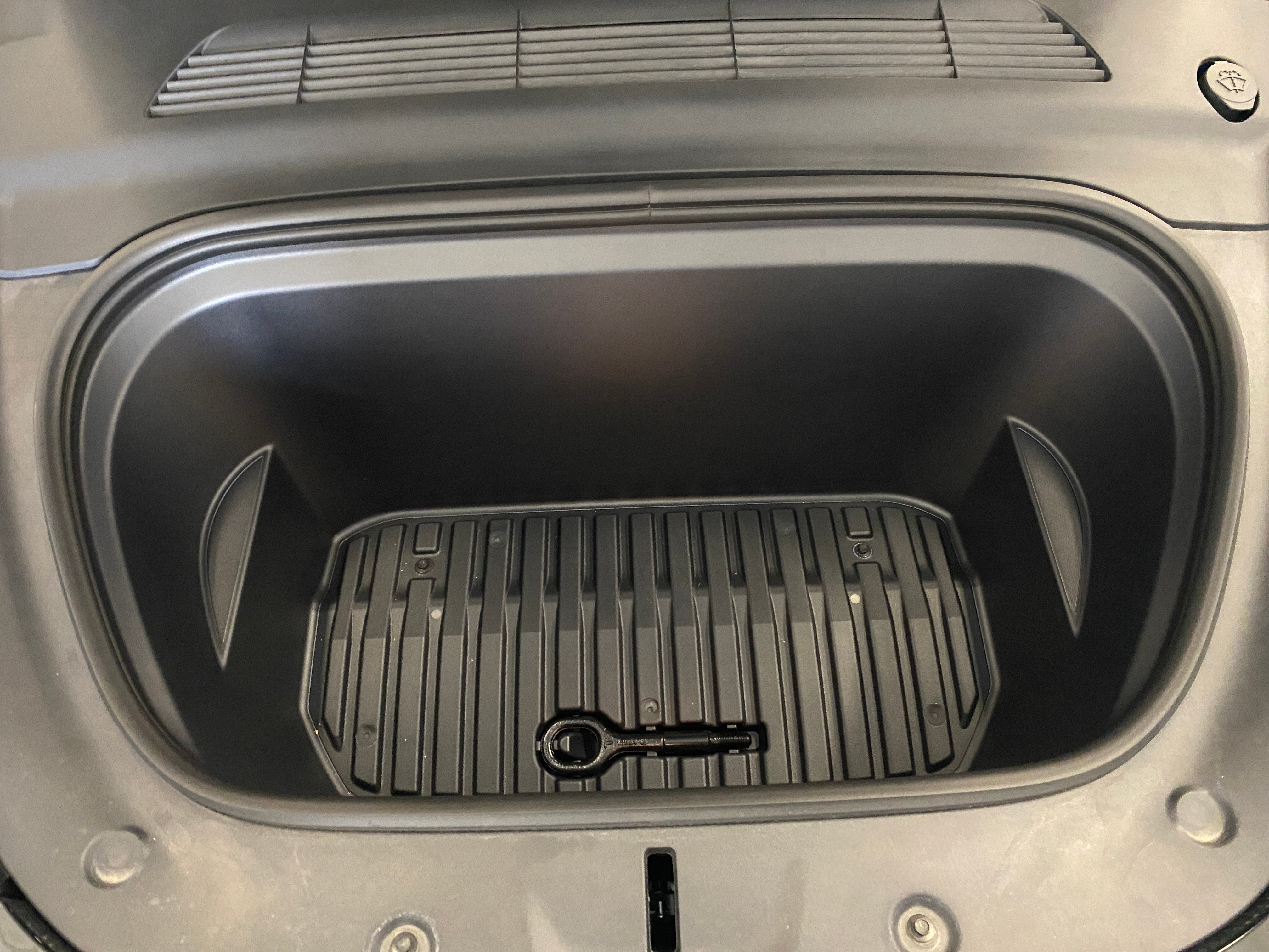 tesla model y 2025 7SAYGDEE2SA363690 image